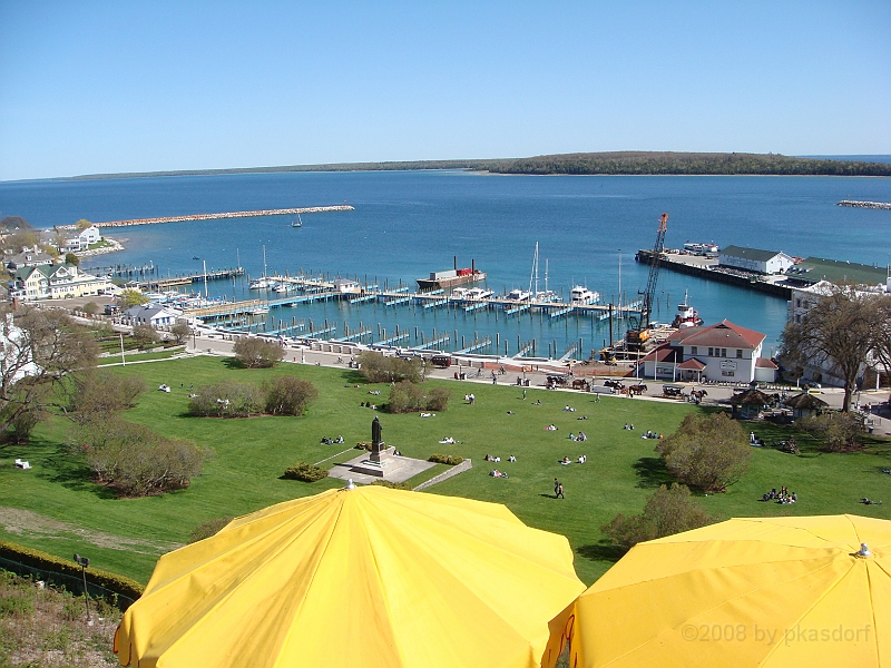 221 Memorial Day [2008 May 23].JPG - Scenes from Mackinac Island.